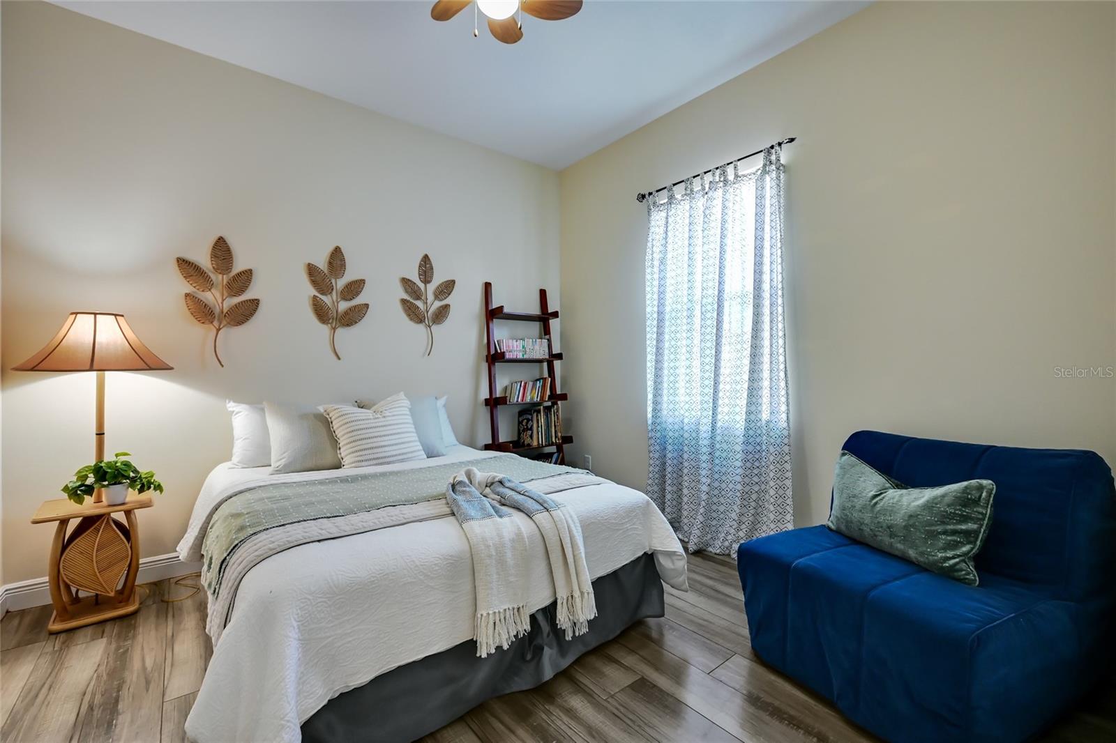 HARBOUR WALK - Residential