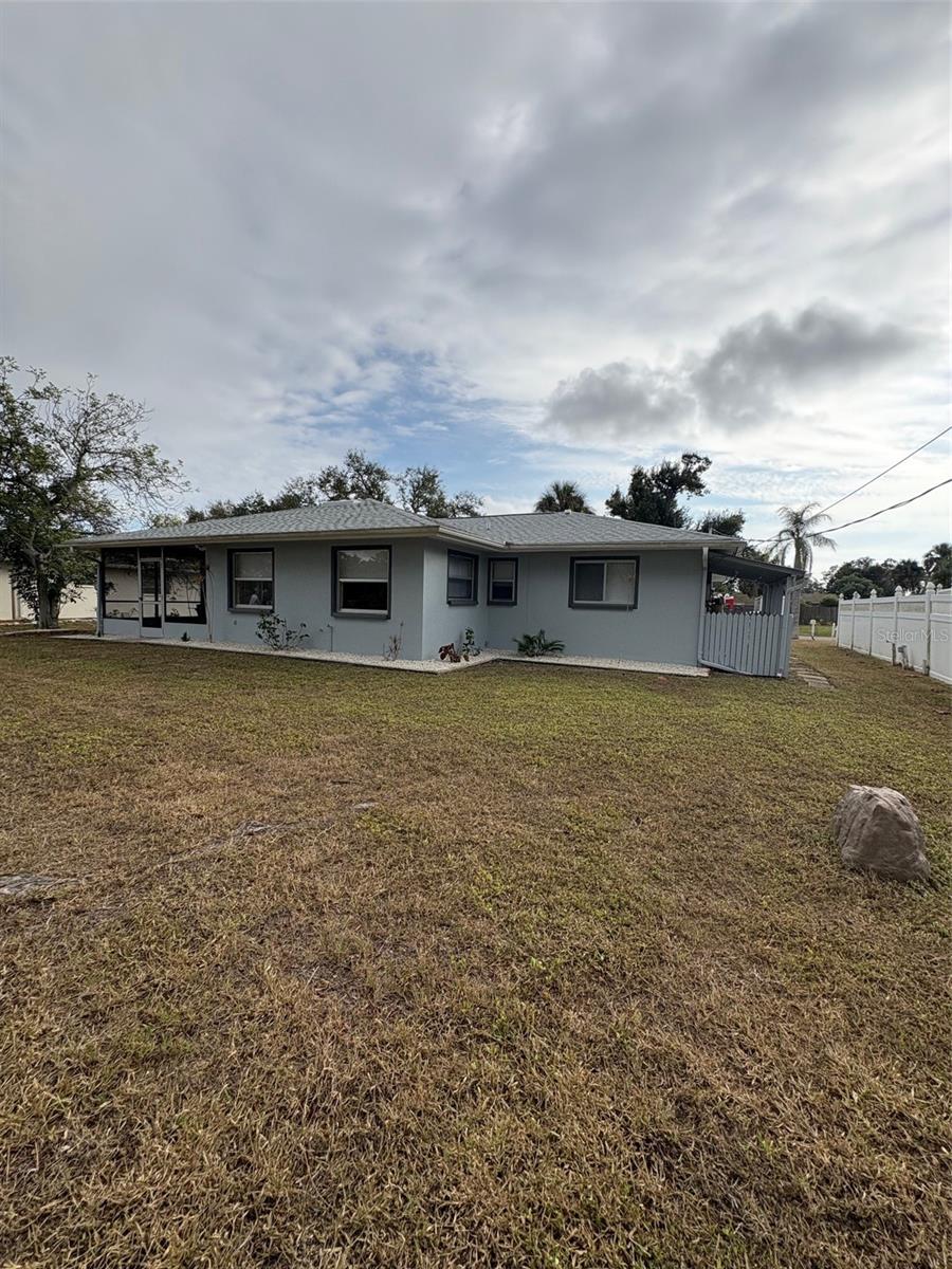 SOUTH VENICE - Residential