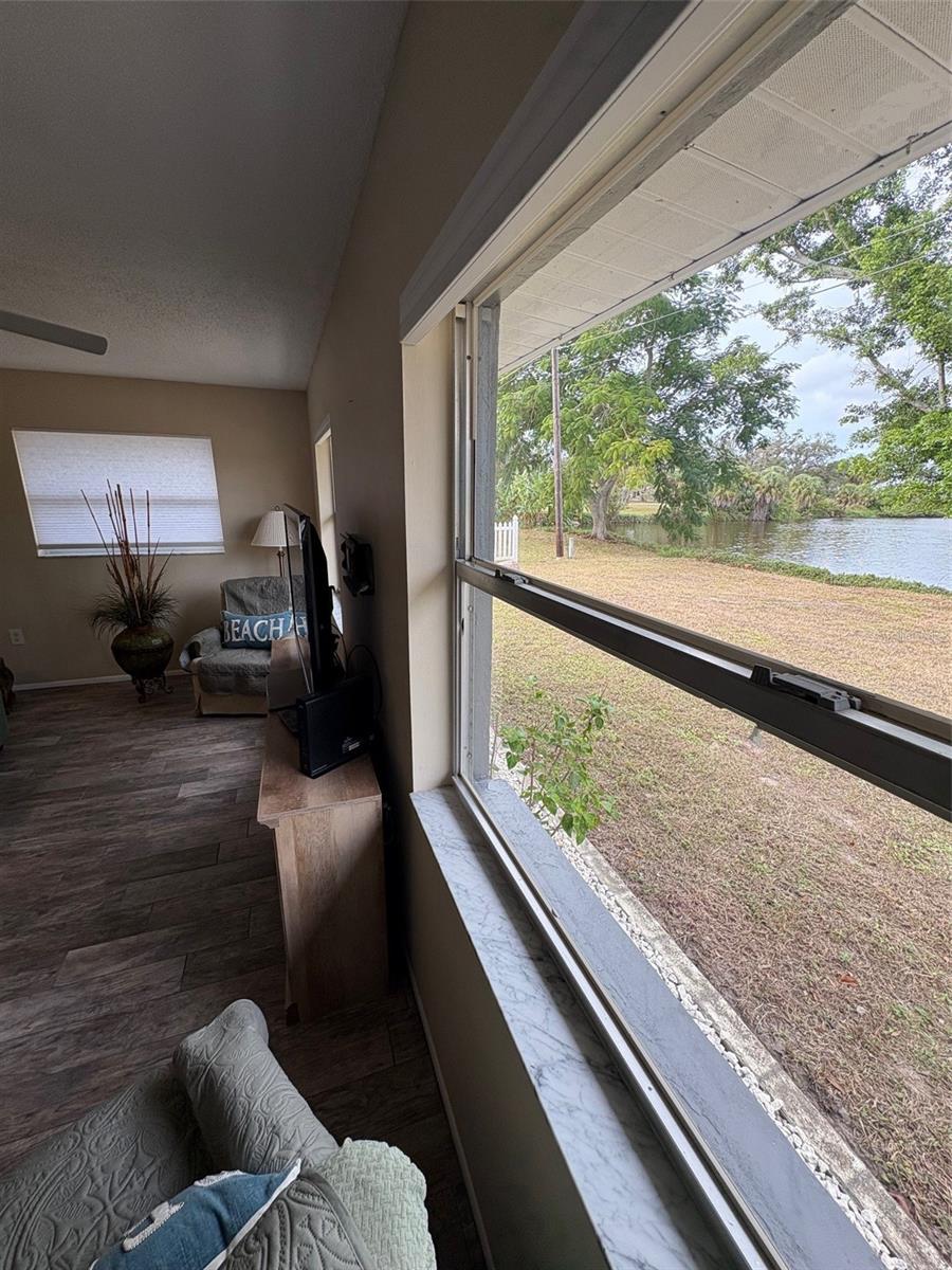 SOUTH VENICE - Residential