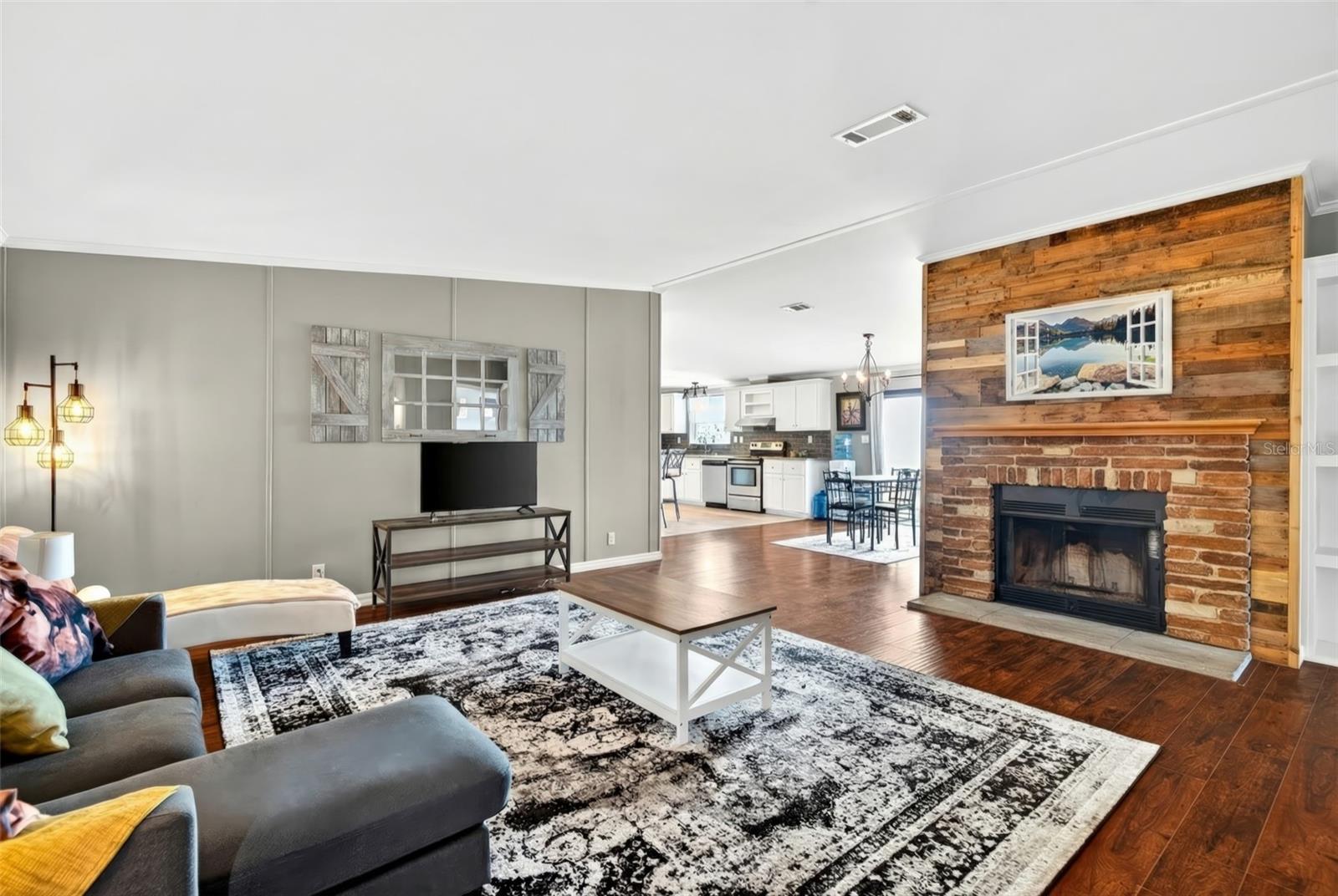 NO SUBDIVISION - Residential