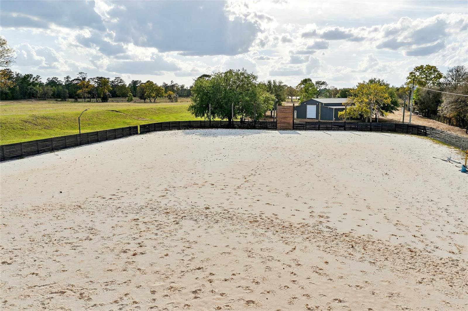 NO SUBDIVISION - Residential