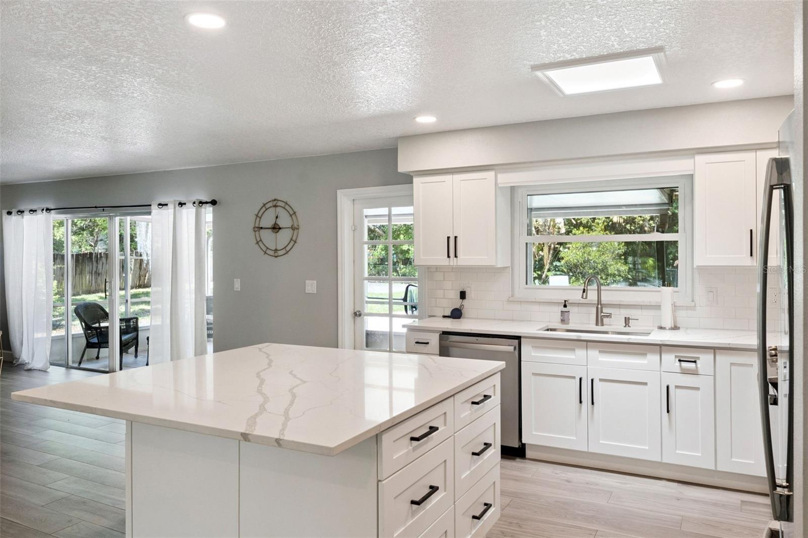 SPRING OAKS UNIT 5 - Residential