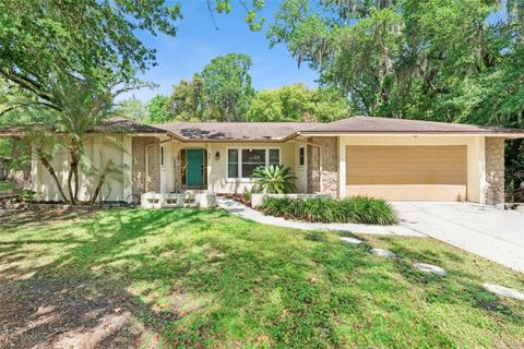 Photo of 621 Little Wekiva Road, Altamonte Springs, FL 32714 (MLS # O6395756)