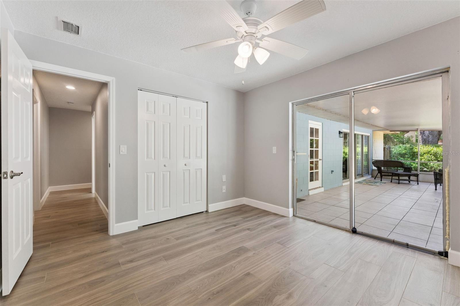 SPRING OAKS UNIT 5 - Residential