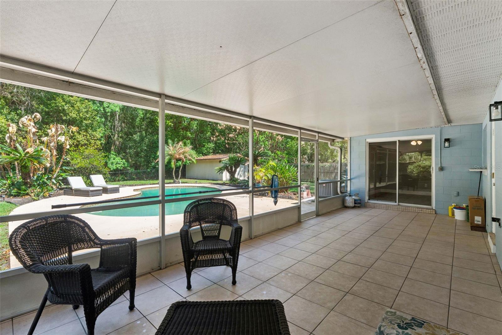 SPRING OAKS UNIT 5 - Residential