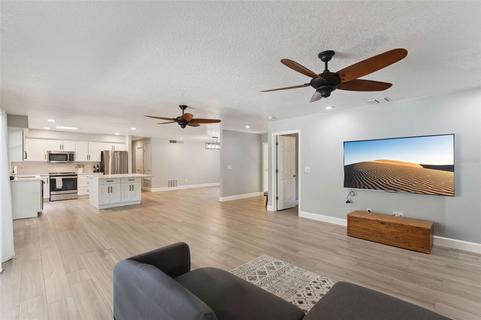 SPRING OAKS UNIT 5 - Residential