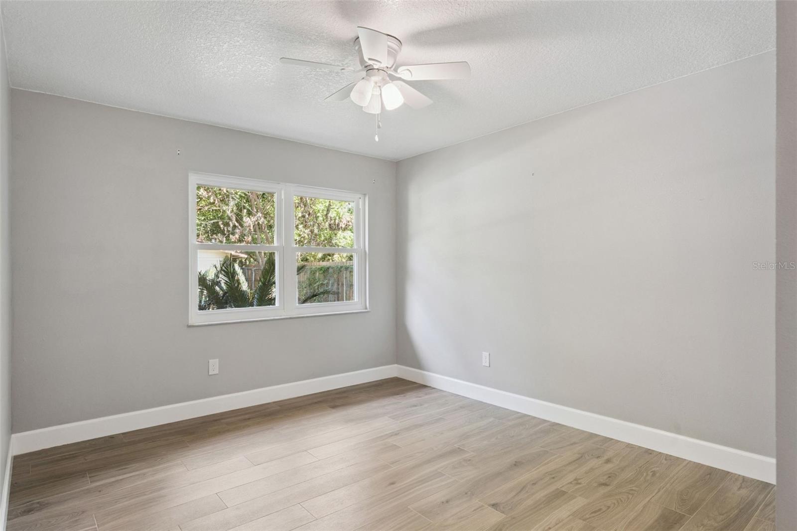 SPRING OAKS UNIT 5 - Residential