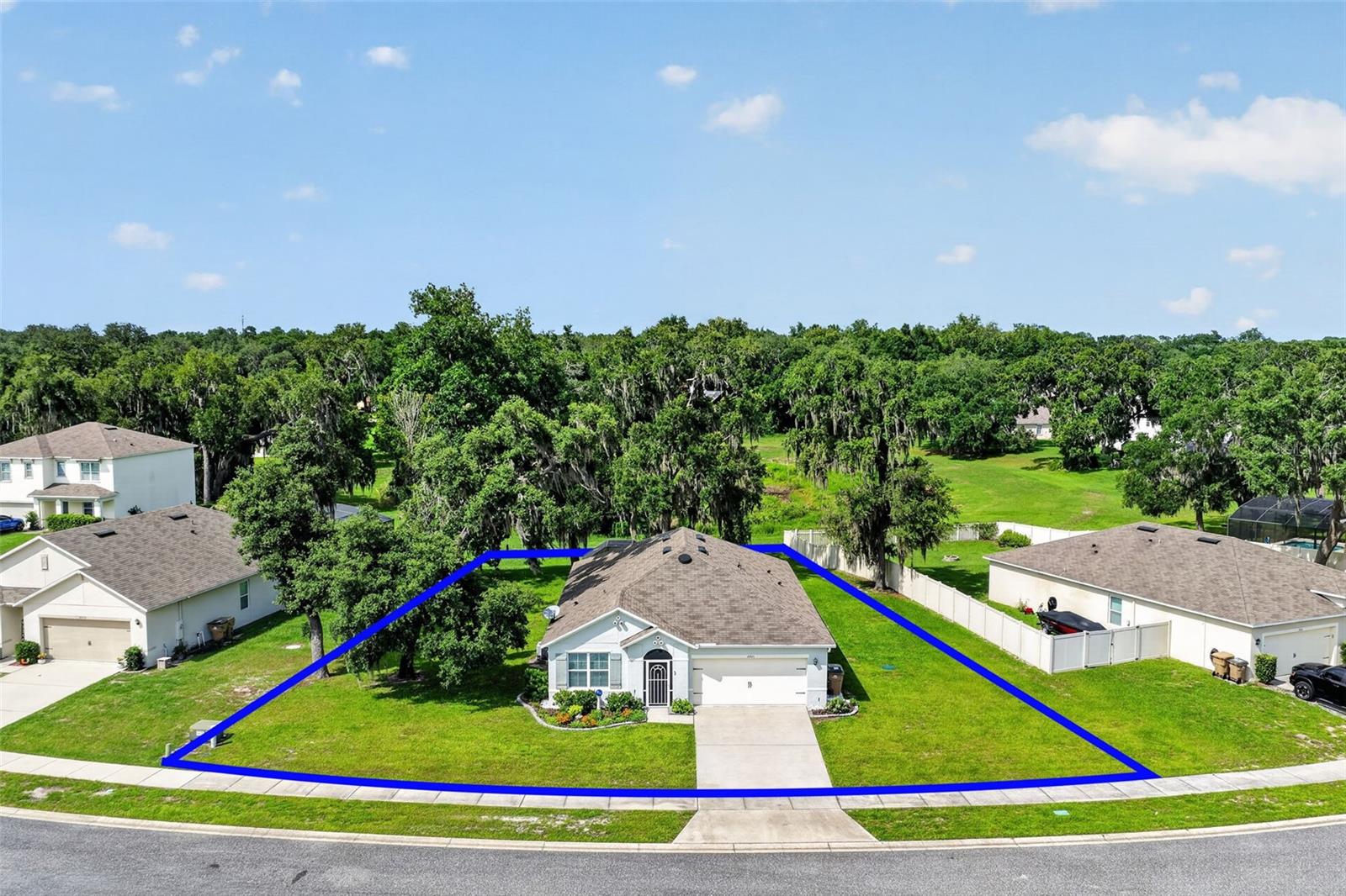 10521 BRONZE LEAF COURT