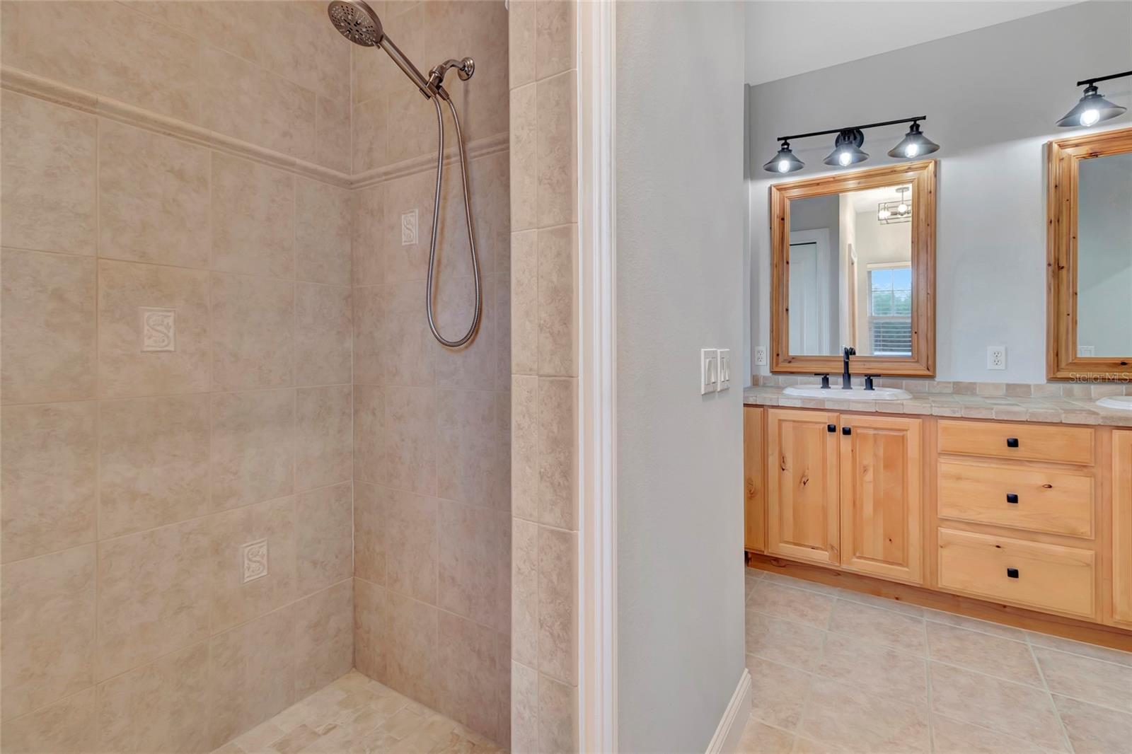 EUSTIS SPRINGWOOD LANDING SUB - Residential