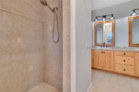 Tiny photo for 1215 Lakeshore Drive, Eustis, FL 32726 (MLS # G5110843)