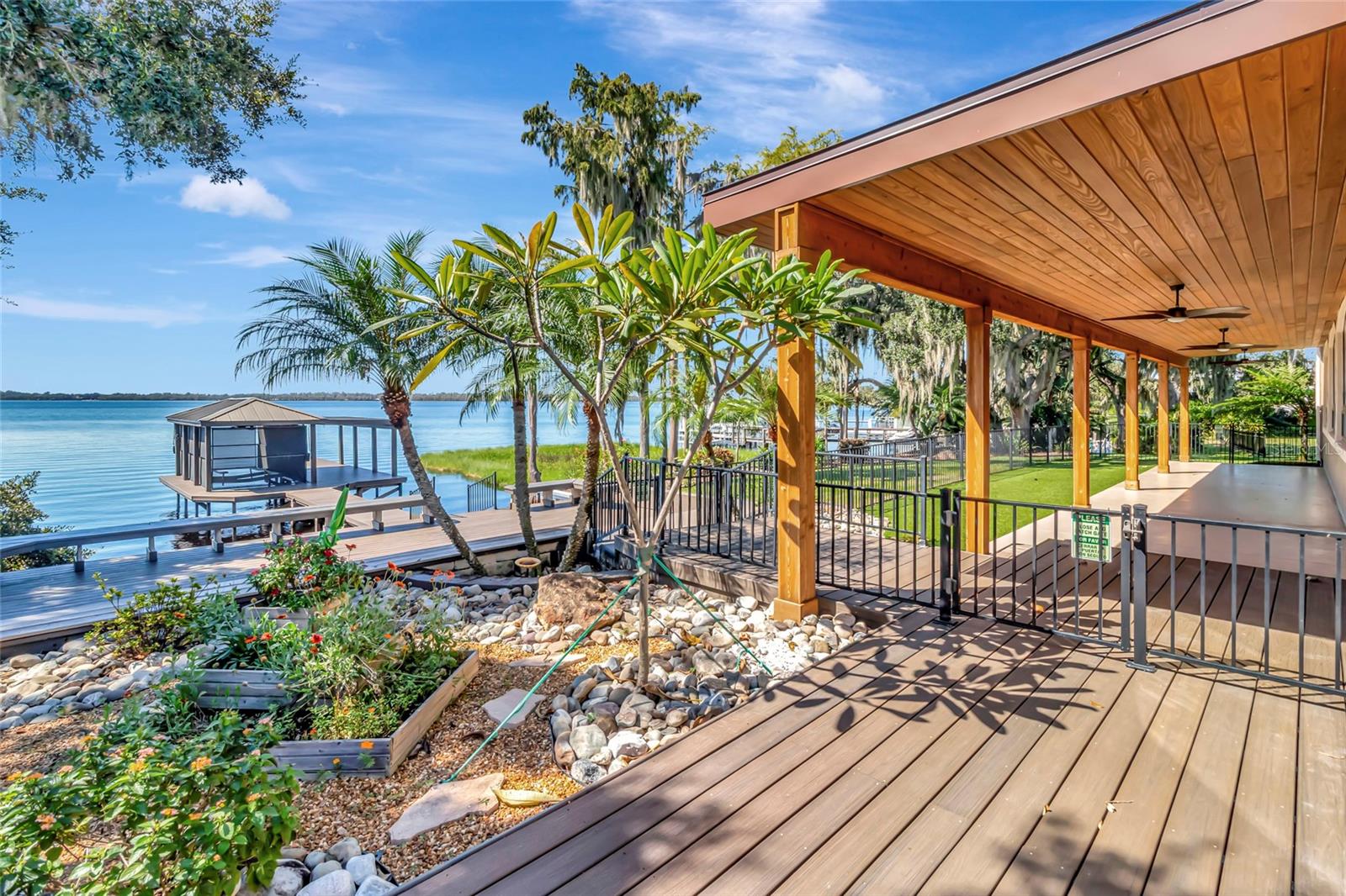 CLERMONT MARGAREE GARDENS SUB - Residential