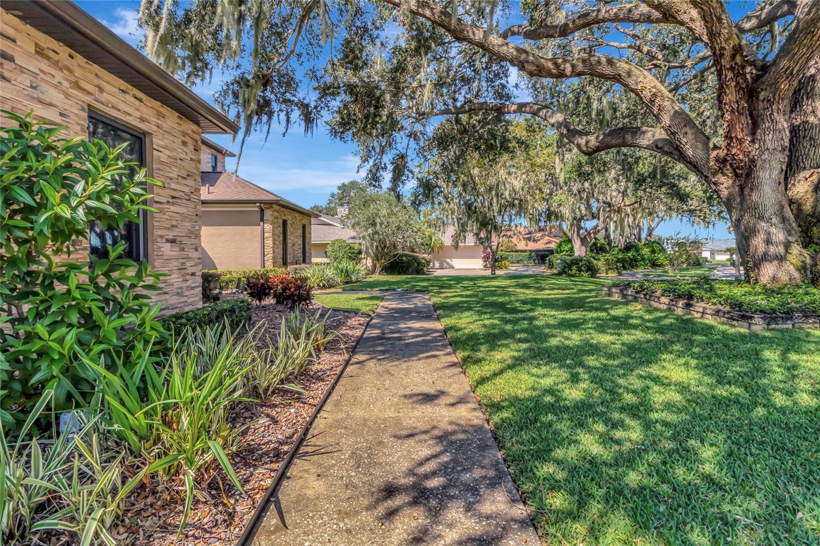 CLERMONT MARGAREE GARDENS SUB - Residential