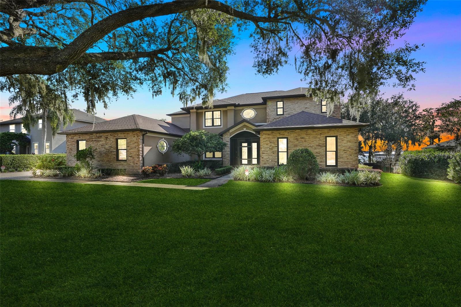 1910 BRANTLEY CIRCLE