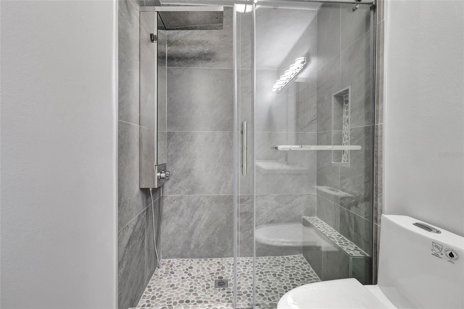 CLERMONT MARGAREE GARDENS SUB - Residential