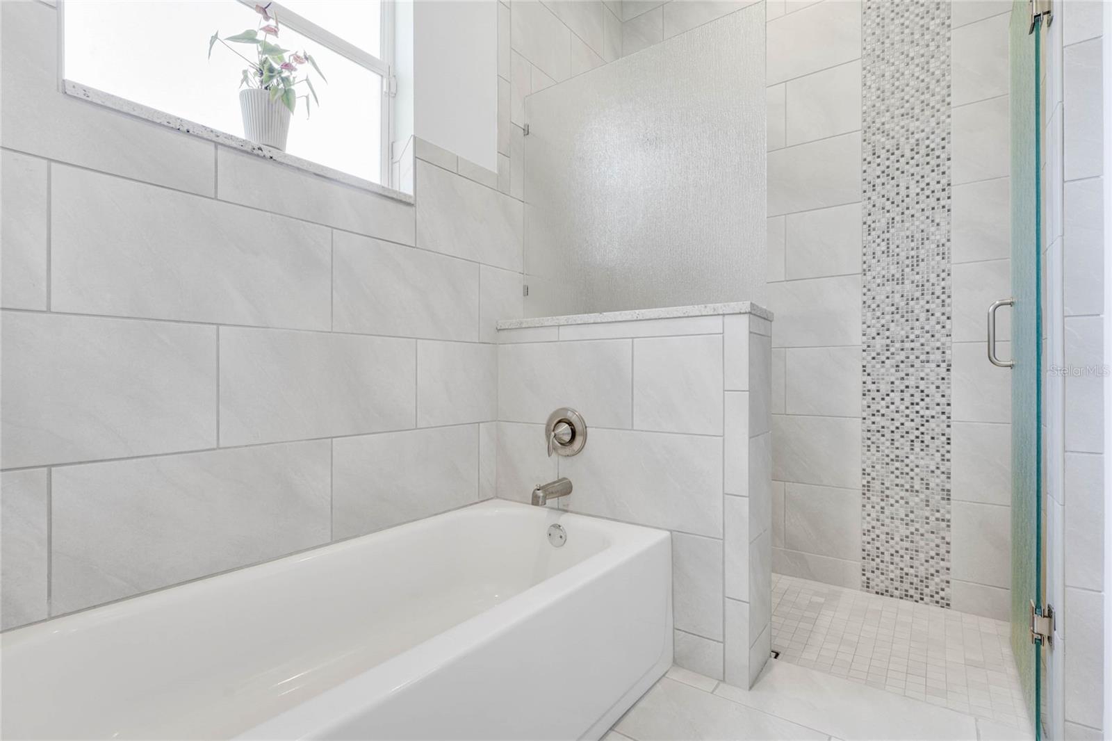 ROYAL EQUESTRIAN RANCH CLUB SUB - Residential