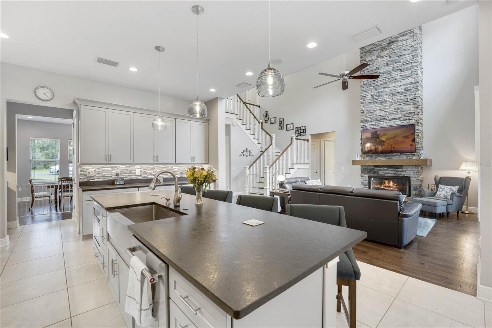 ROYAL EQUESTRIAN RANCH CLUB SUB - Residential