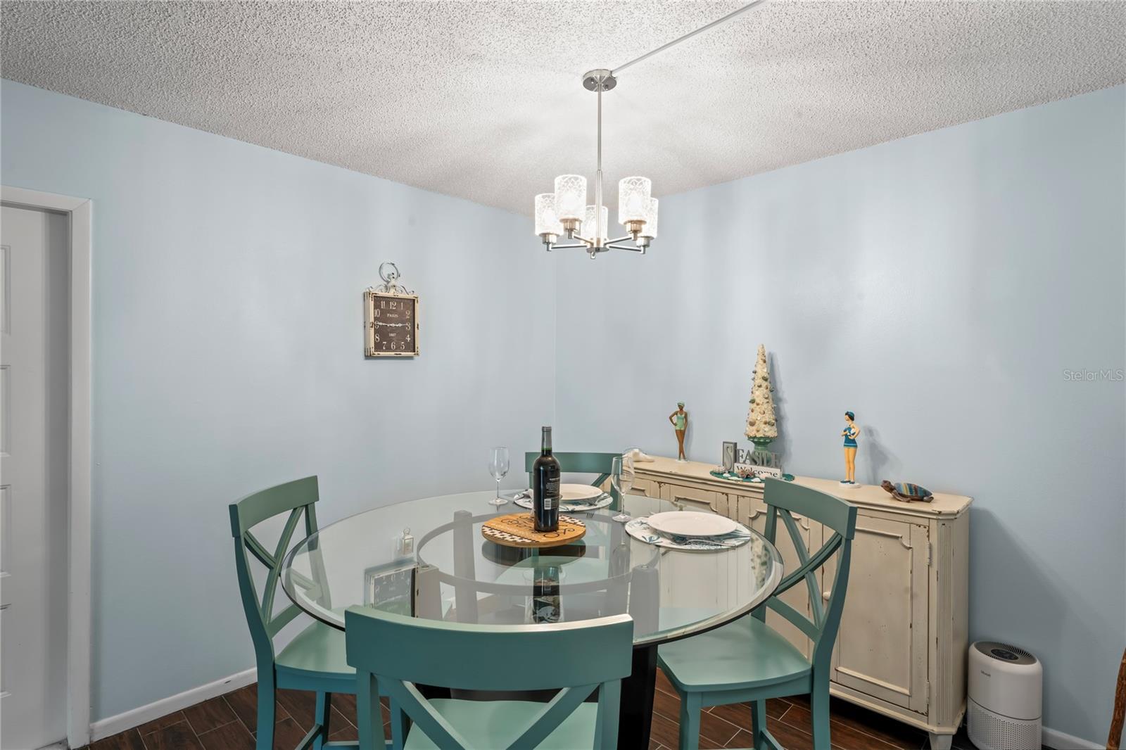 PINE RIDGE AT LAKE TARPON VILLAGE - Residential Lease