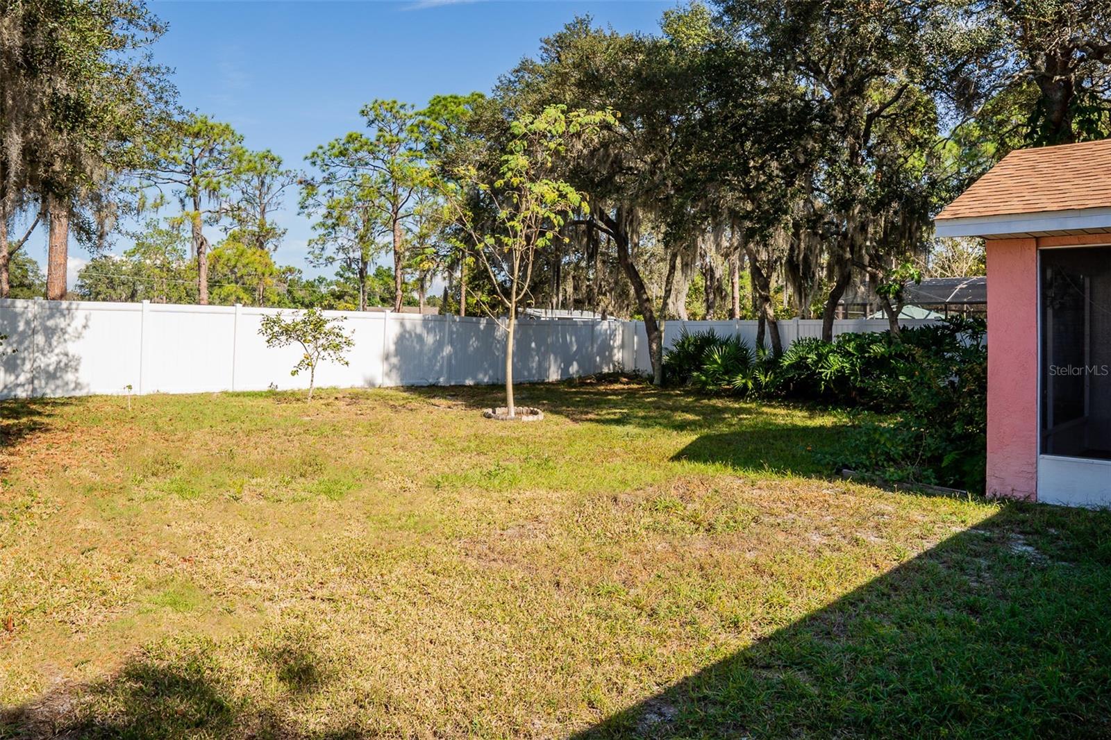 HAINES LAKE ESTATES - Residential