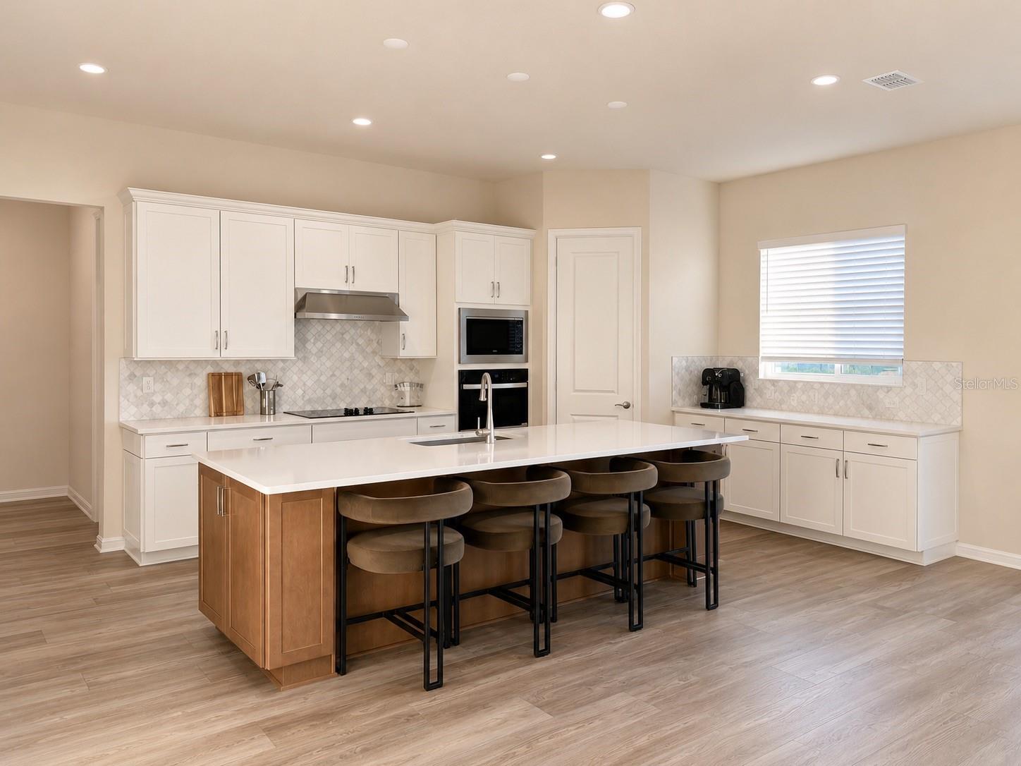 SUNSET PRESERVE - Residential