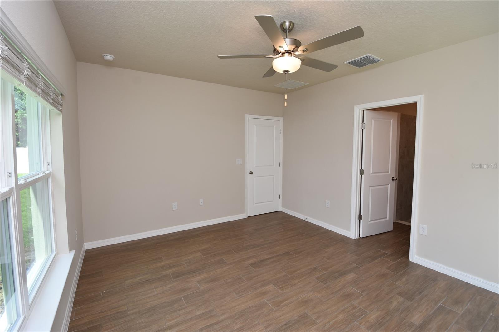 PINE LAKES - Residential Lease