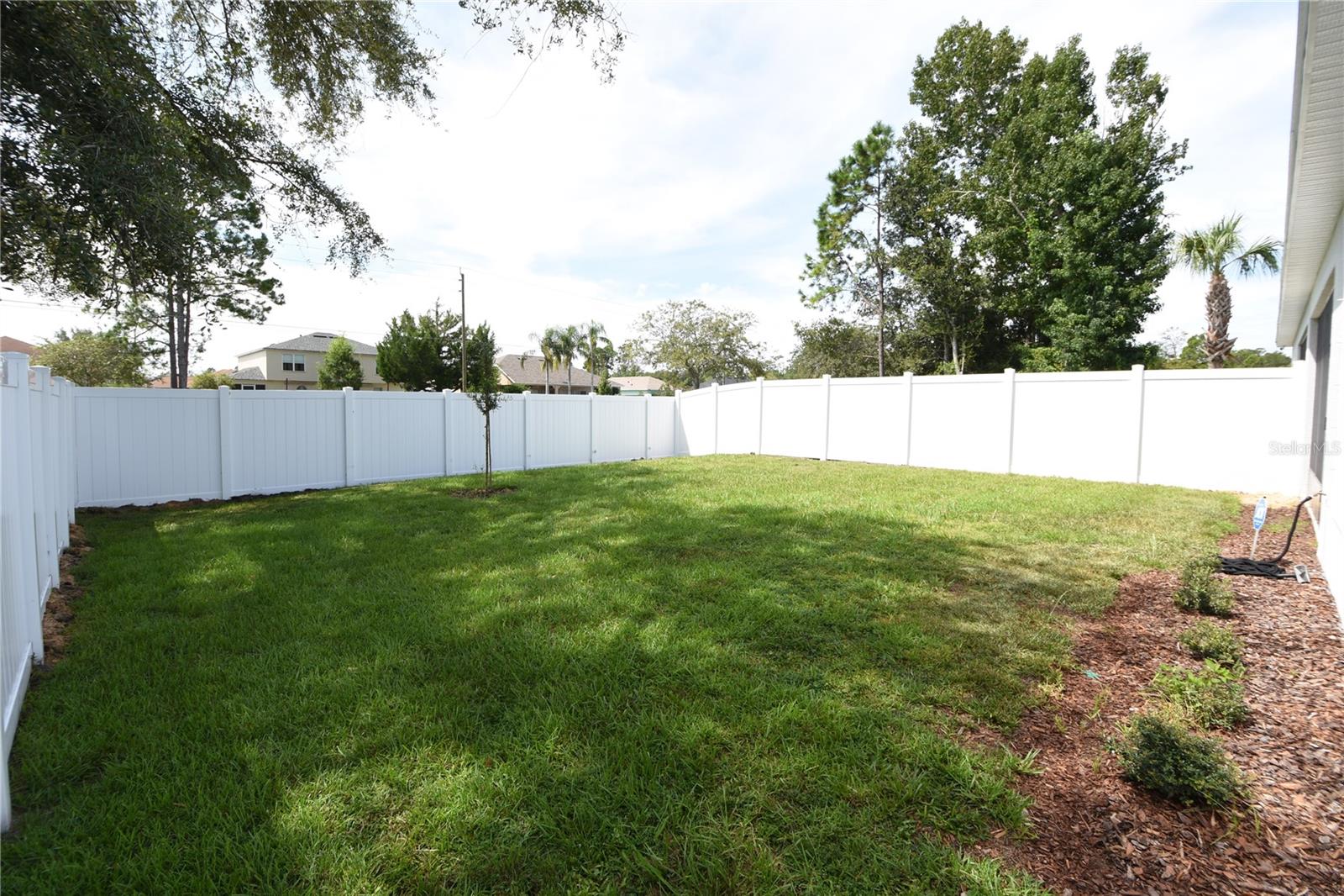 PINE LAKES - Residential Lease