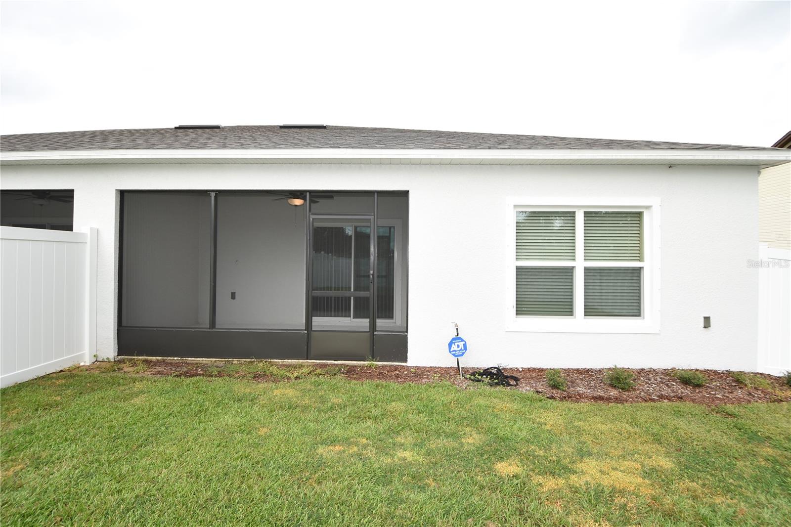 PINE LAKES - Residential Lease