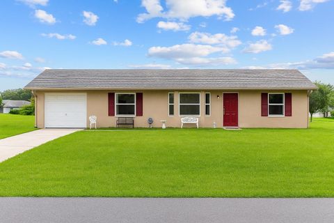 Photo of 8 Dogwood Trail Pass, Ocala, FL 34472 (MLS # G5101076)