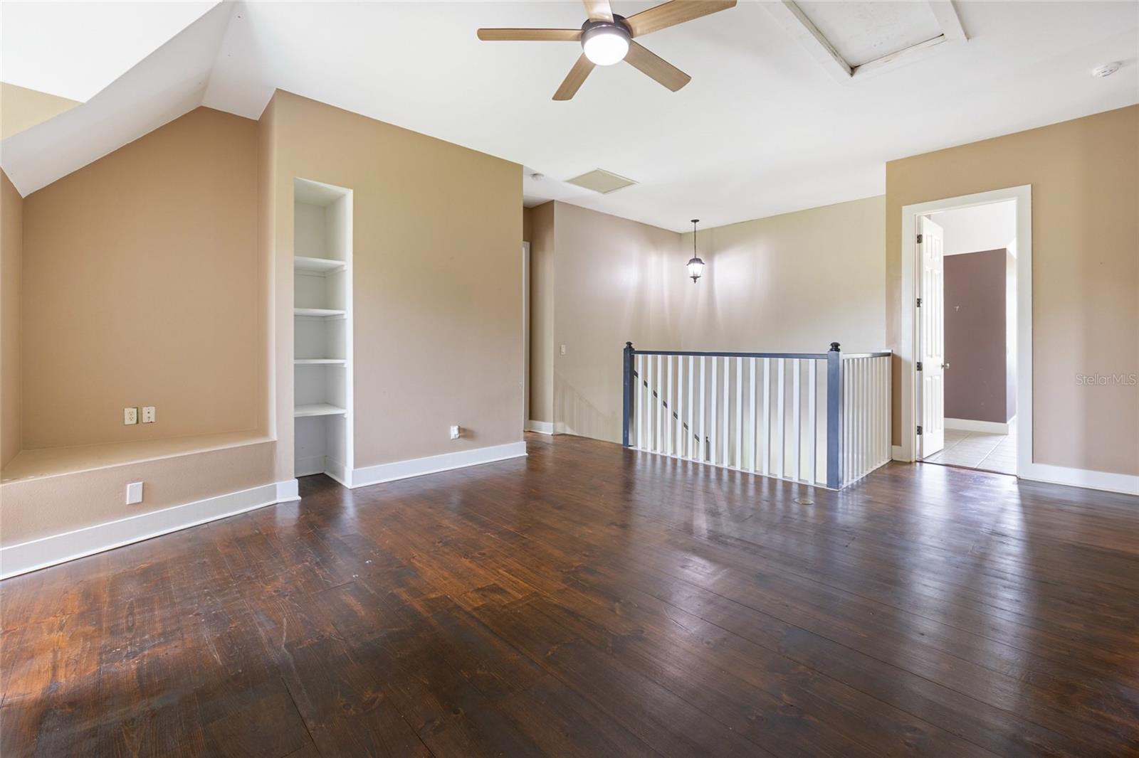 POST HORN - Residential
