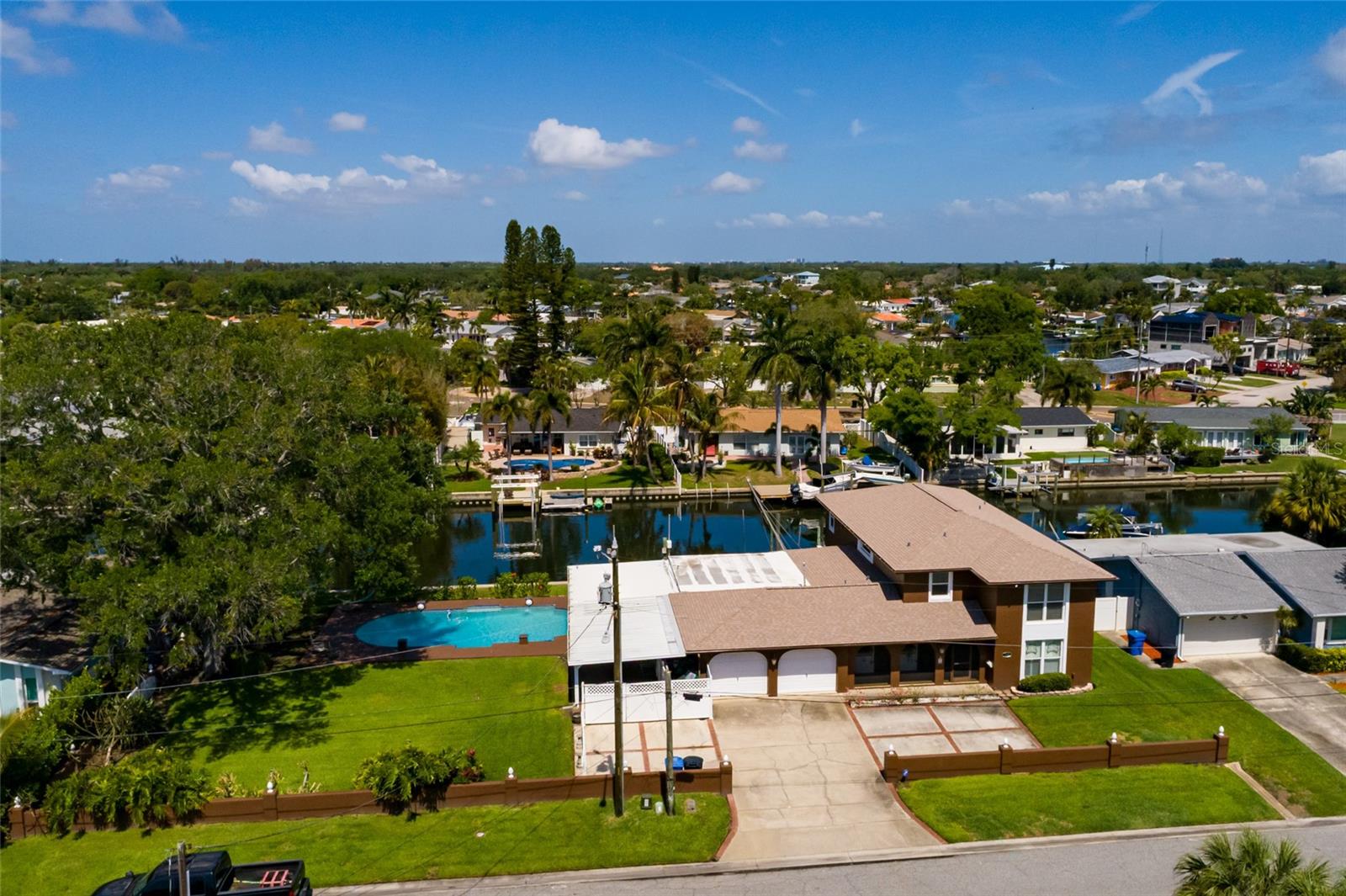 WATERWAY ESTATES SEC 1 - Residential