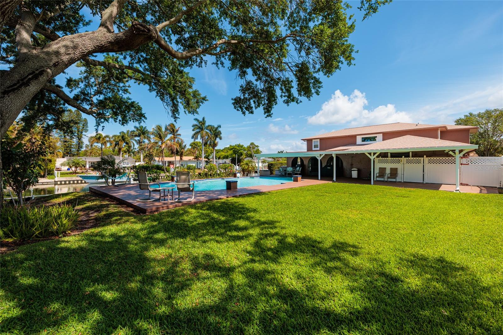 WATERWAY ESTATES SEC 1 - Residential