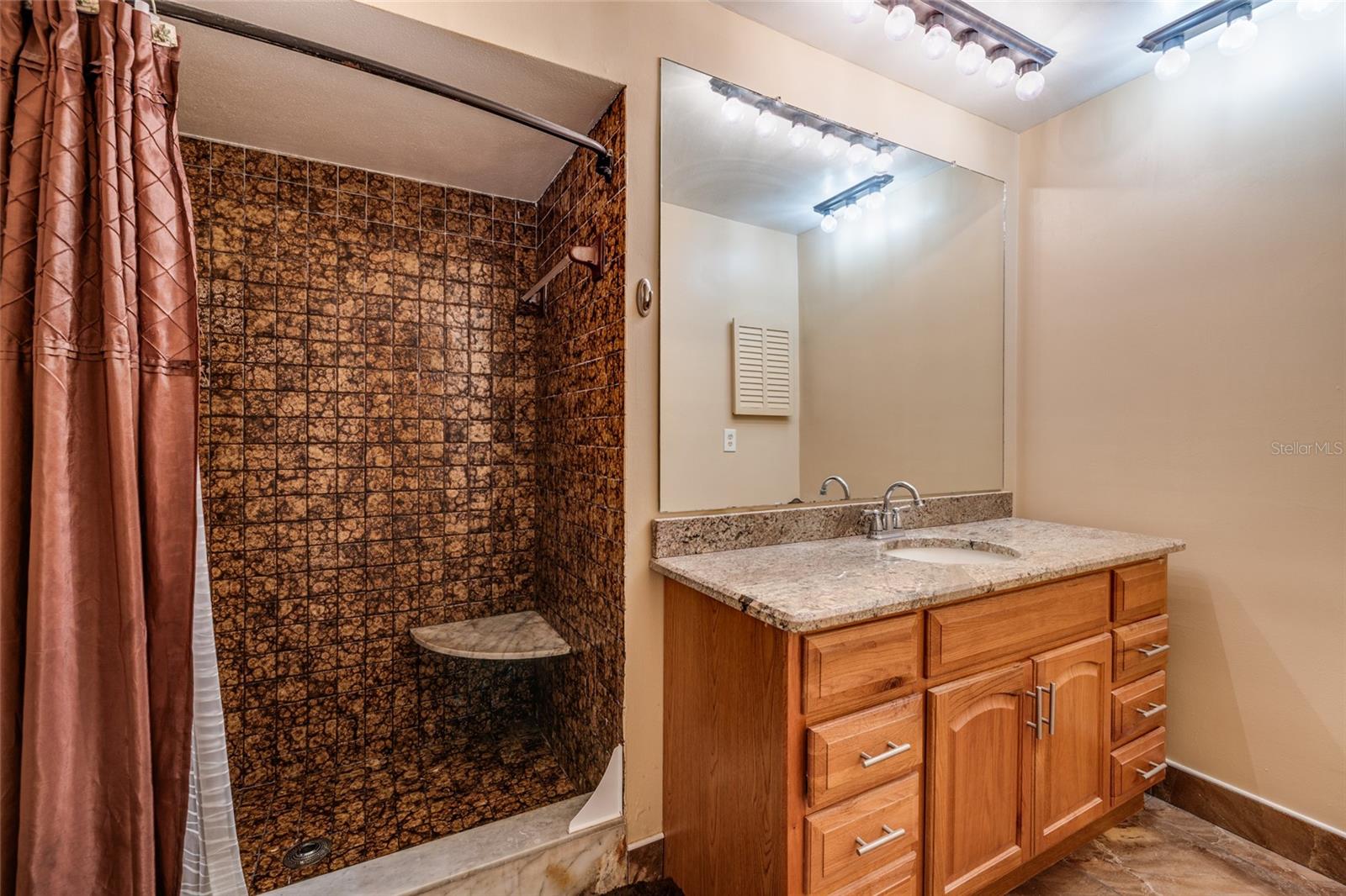 WATERWAY ESTATES SEC 1 - Residential