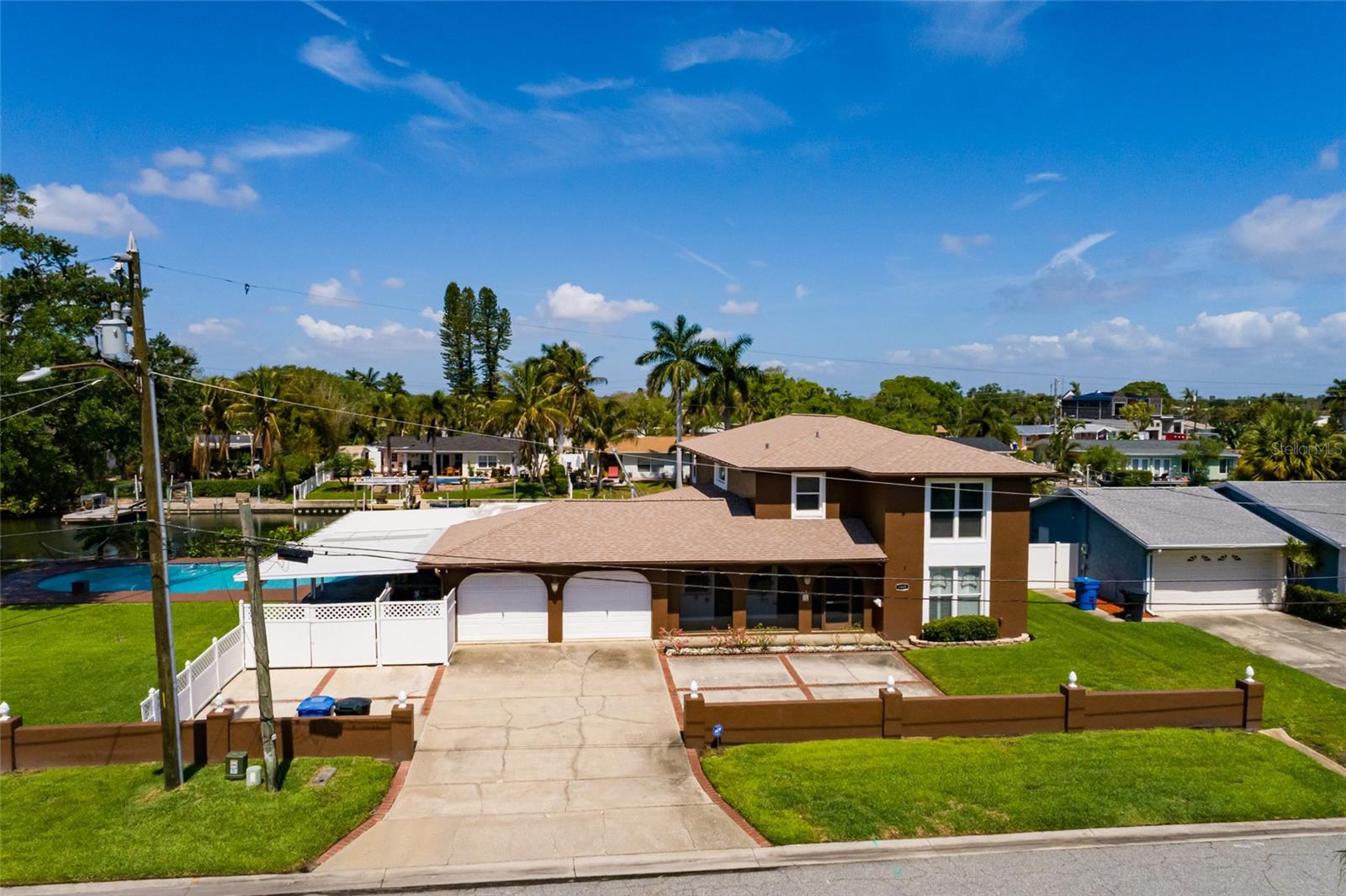 WATERWAY ESTATES SEC 1 - Residential