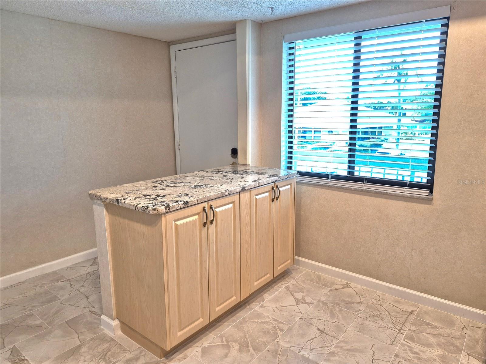 222 CARYL WAY
