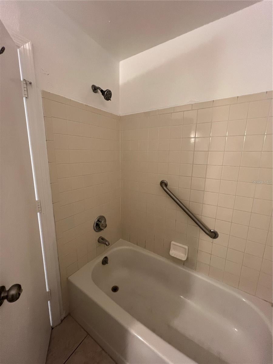 LAKE DEXTER WOODS PH 02 - Residential