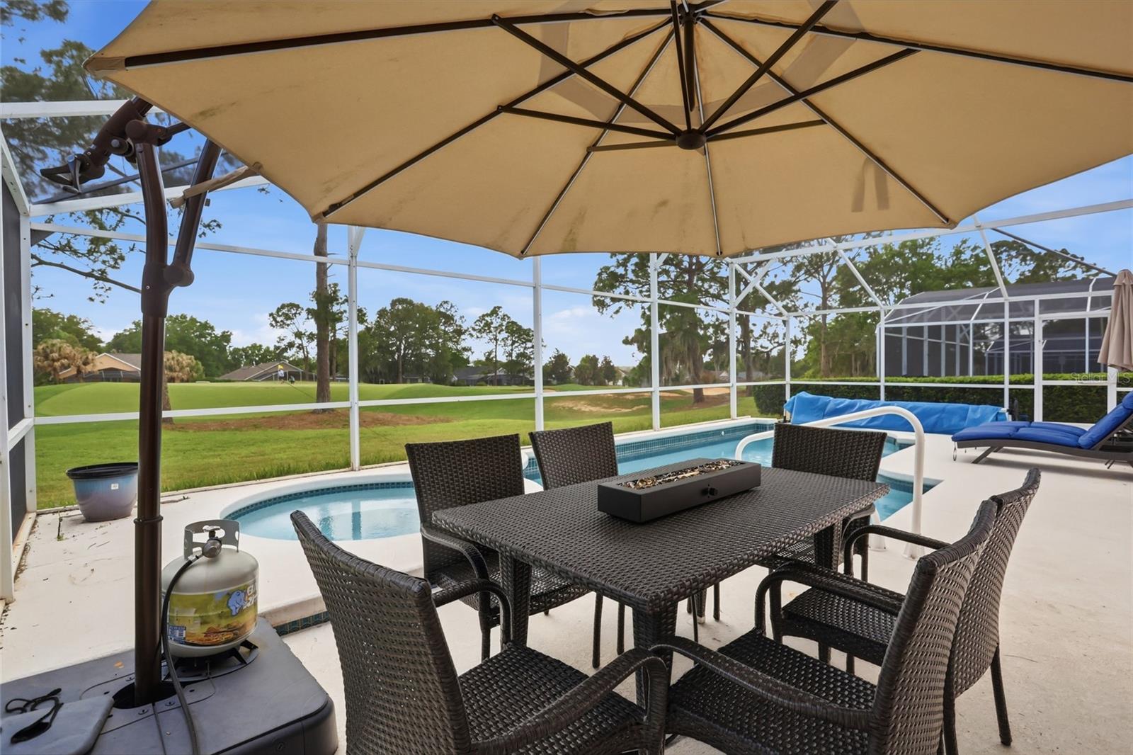 CARIBBEAN COVE - Residential