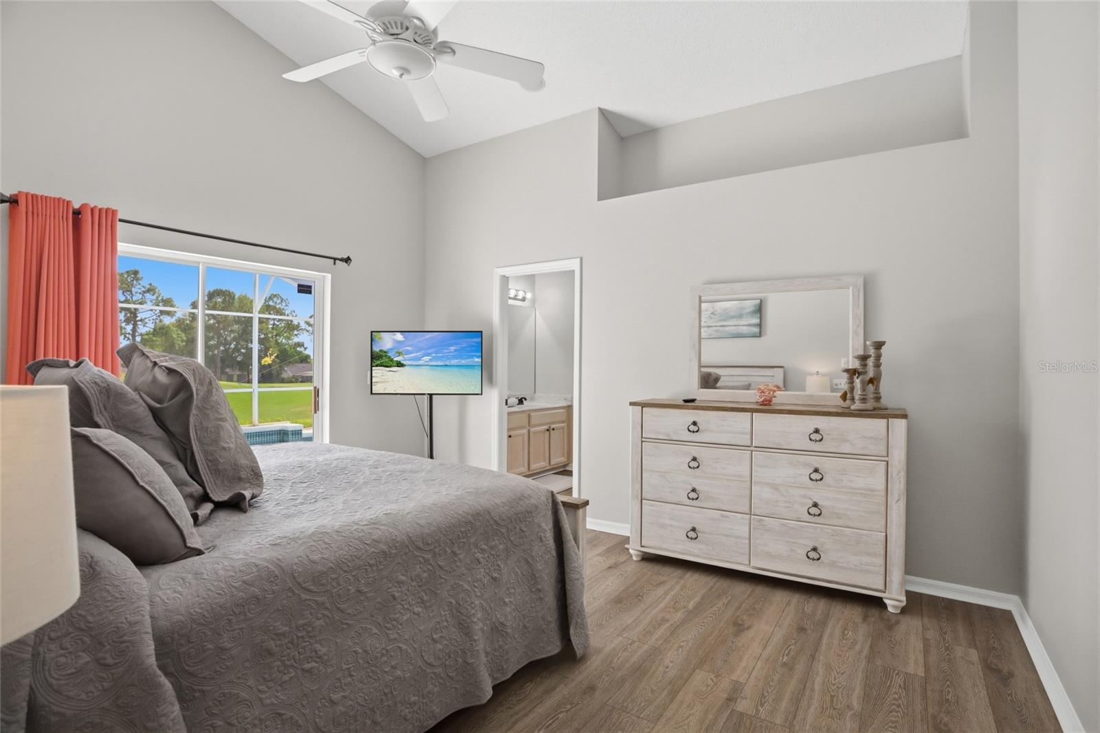 CARIBBEAN COVE - Residential