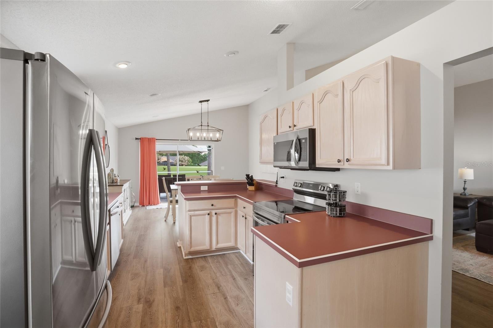 CARIBBEAN COVE - Residential