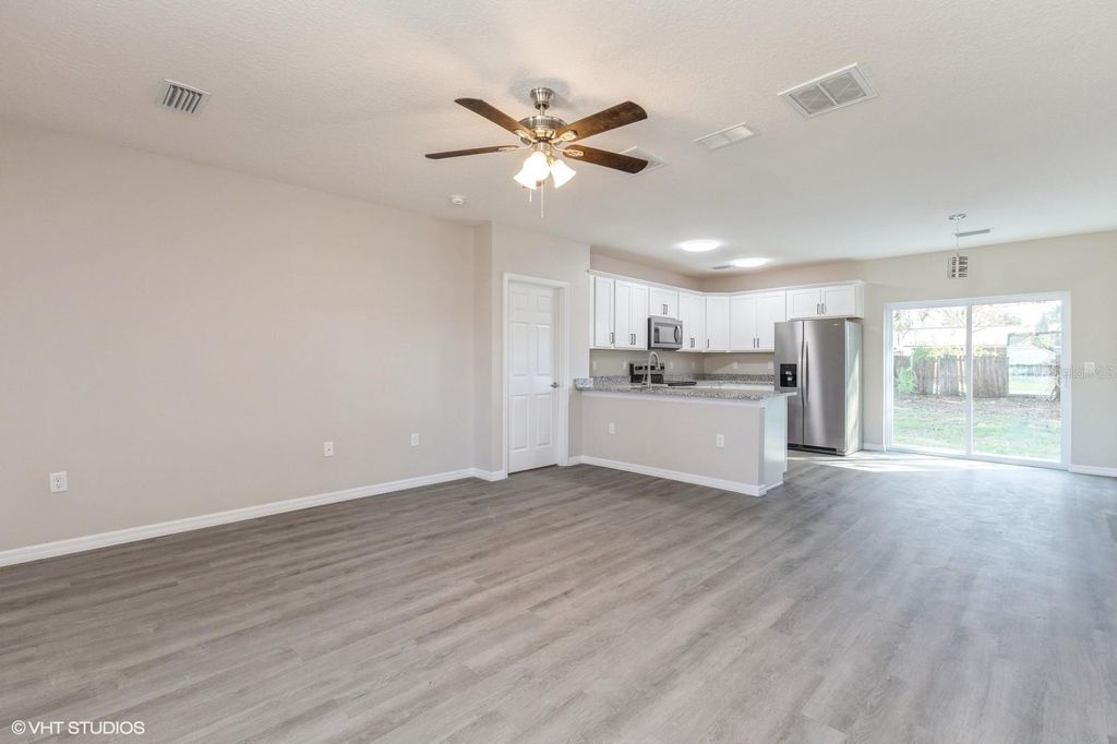 Photo of 613 Dakota Avenue, Saint Cloud, FL 34769 (MLS # O6395680)