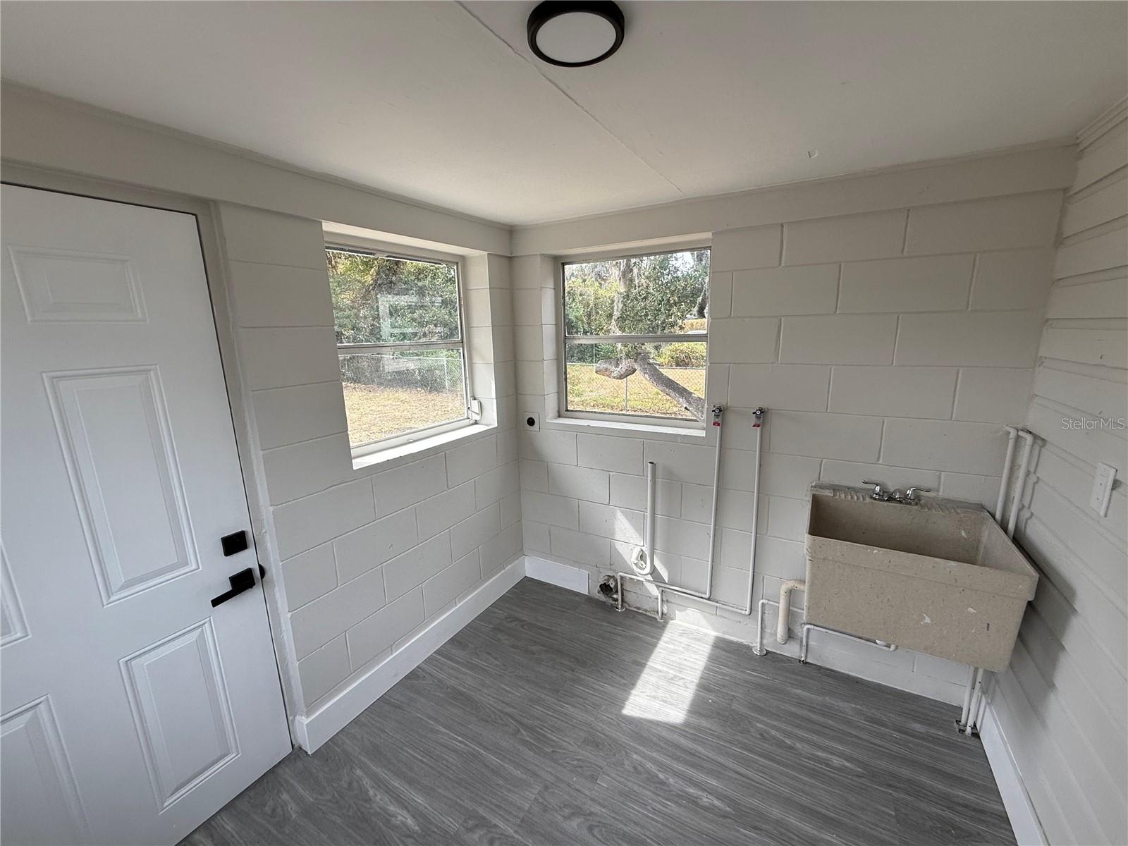 EUSTIS SALES ADD - Residential