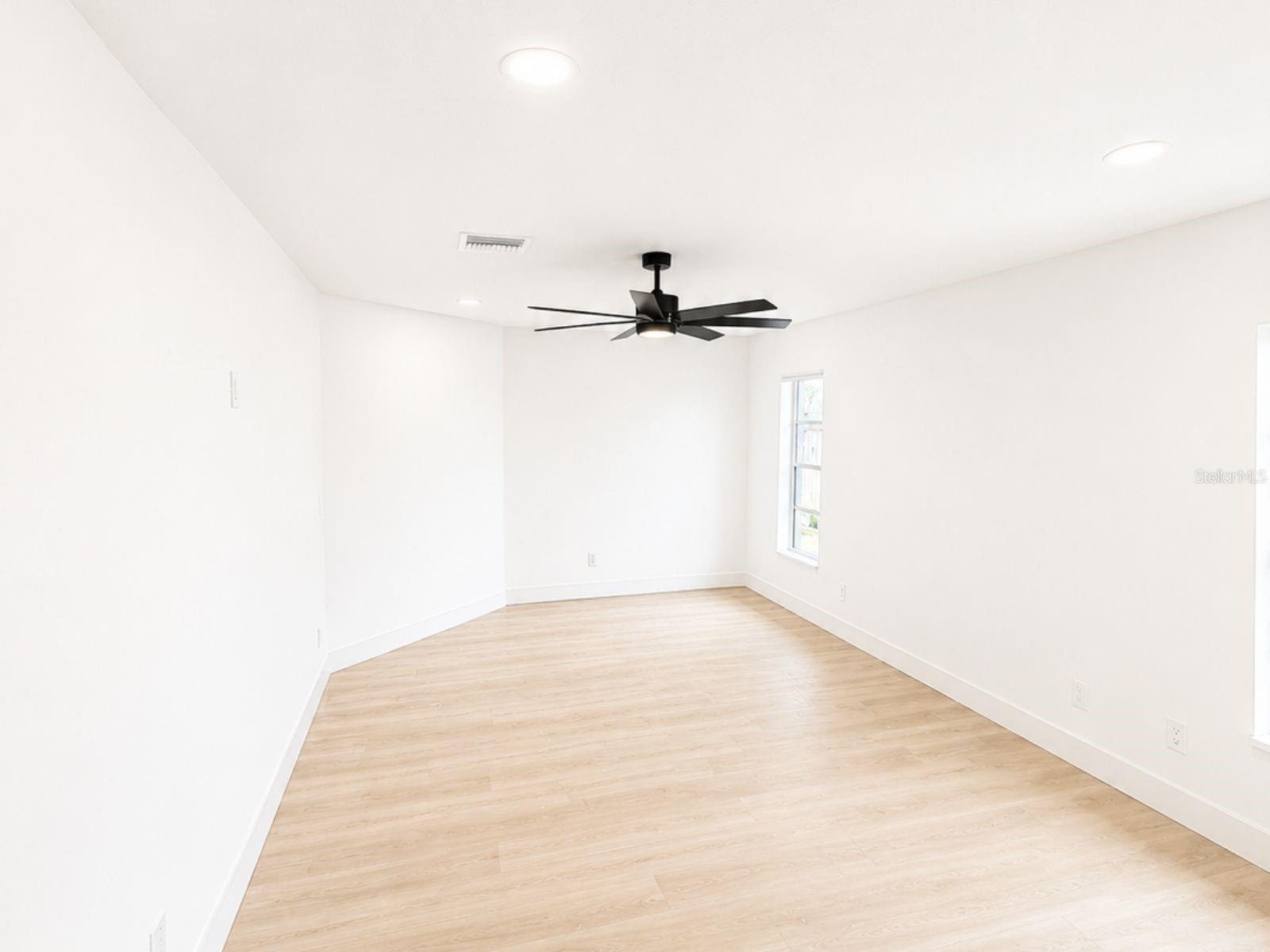 MAY TERRACE - Residential