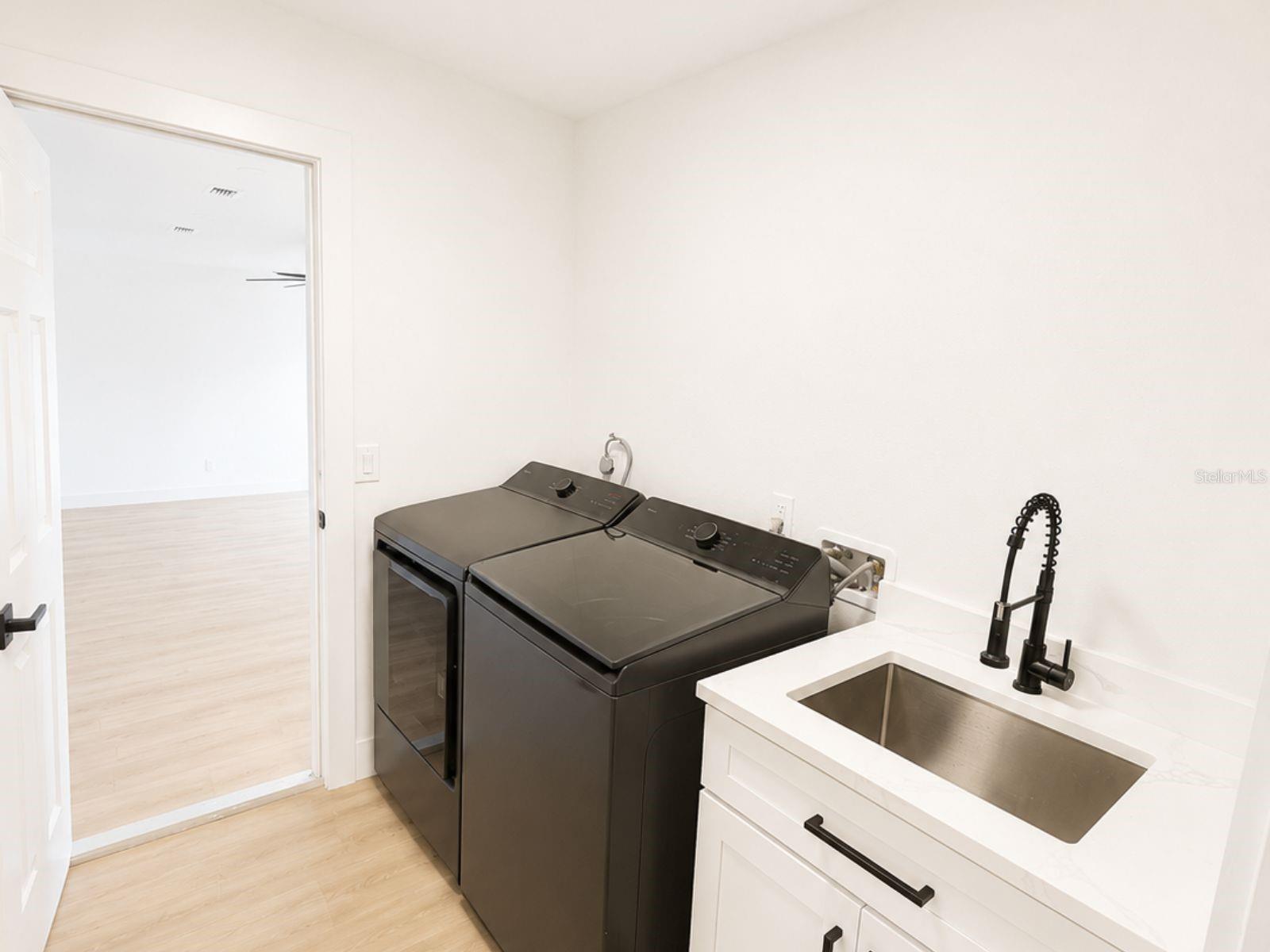MAY TERRACE - Residential