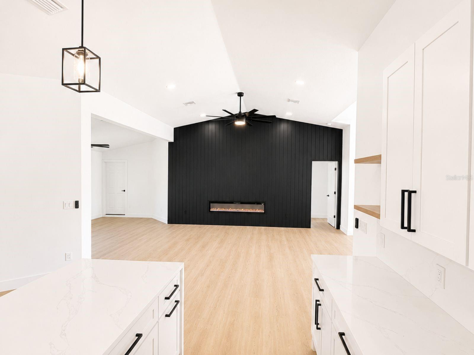 MAY TERRACE - Residential