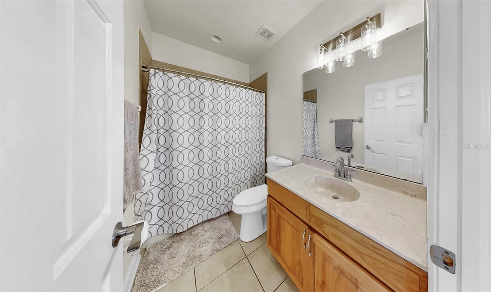MIRABAY PH 3B-2 - Residential