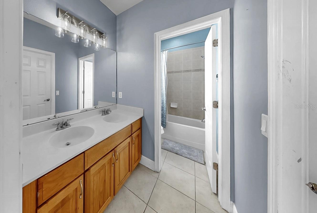 MIRABAY PH 3B-2 - Residential