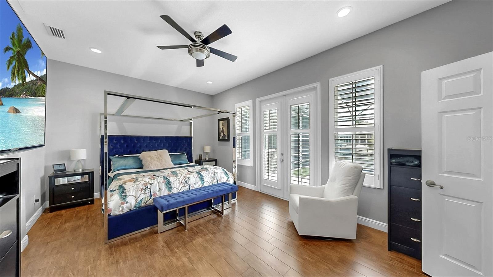 MIRABAY PH 3B-2 - Residential