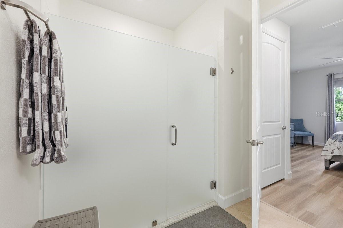 PALMS/SERENOA PH 4 - Residential