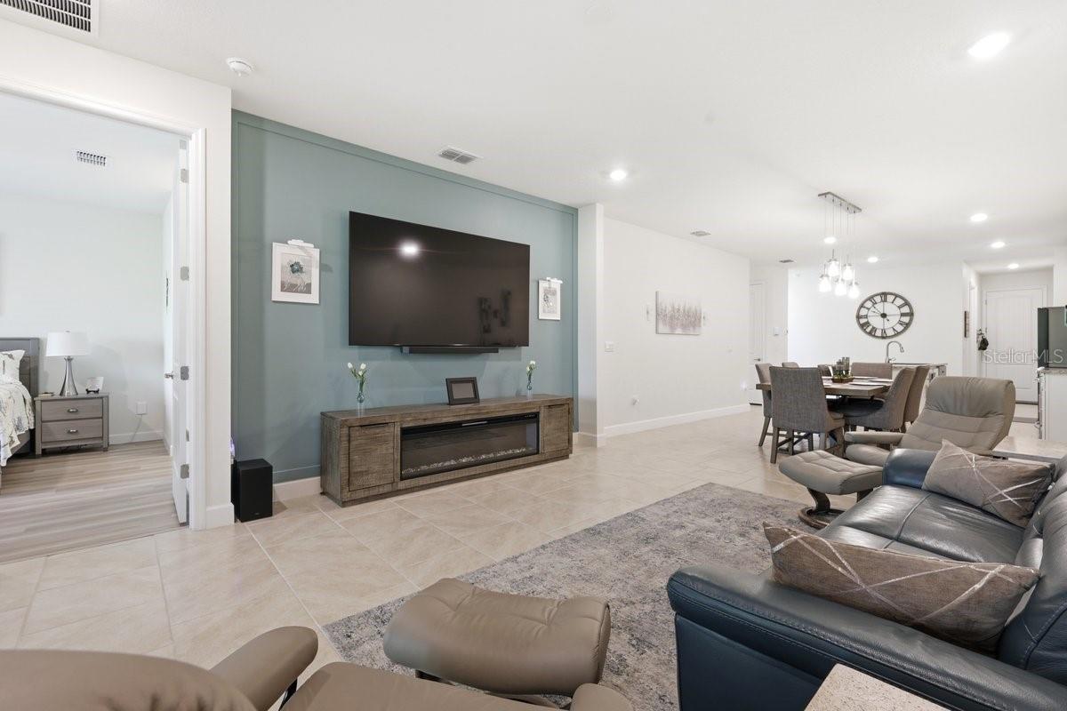 PALMS/SERENOA PH 4 - Residential