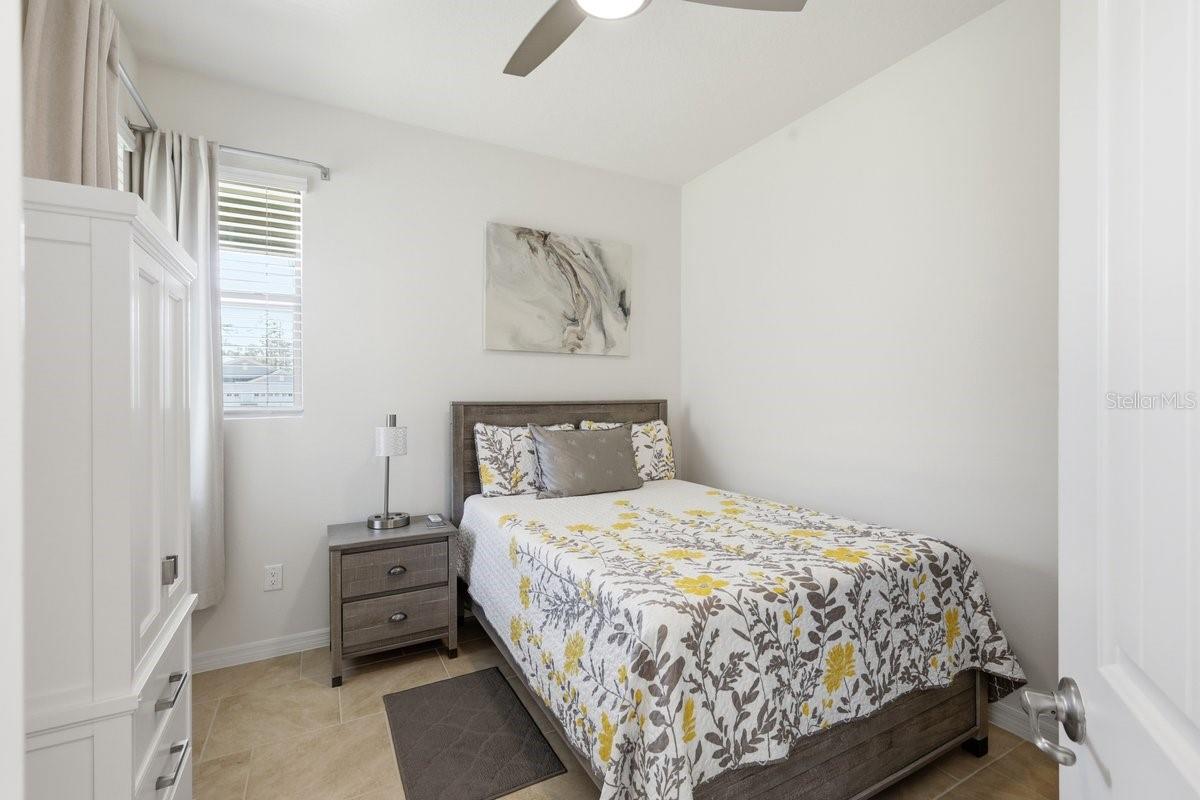 PALMS/SERENOA PH 4 - Residential