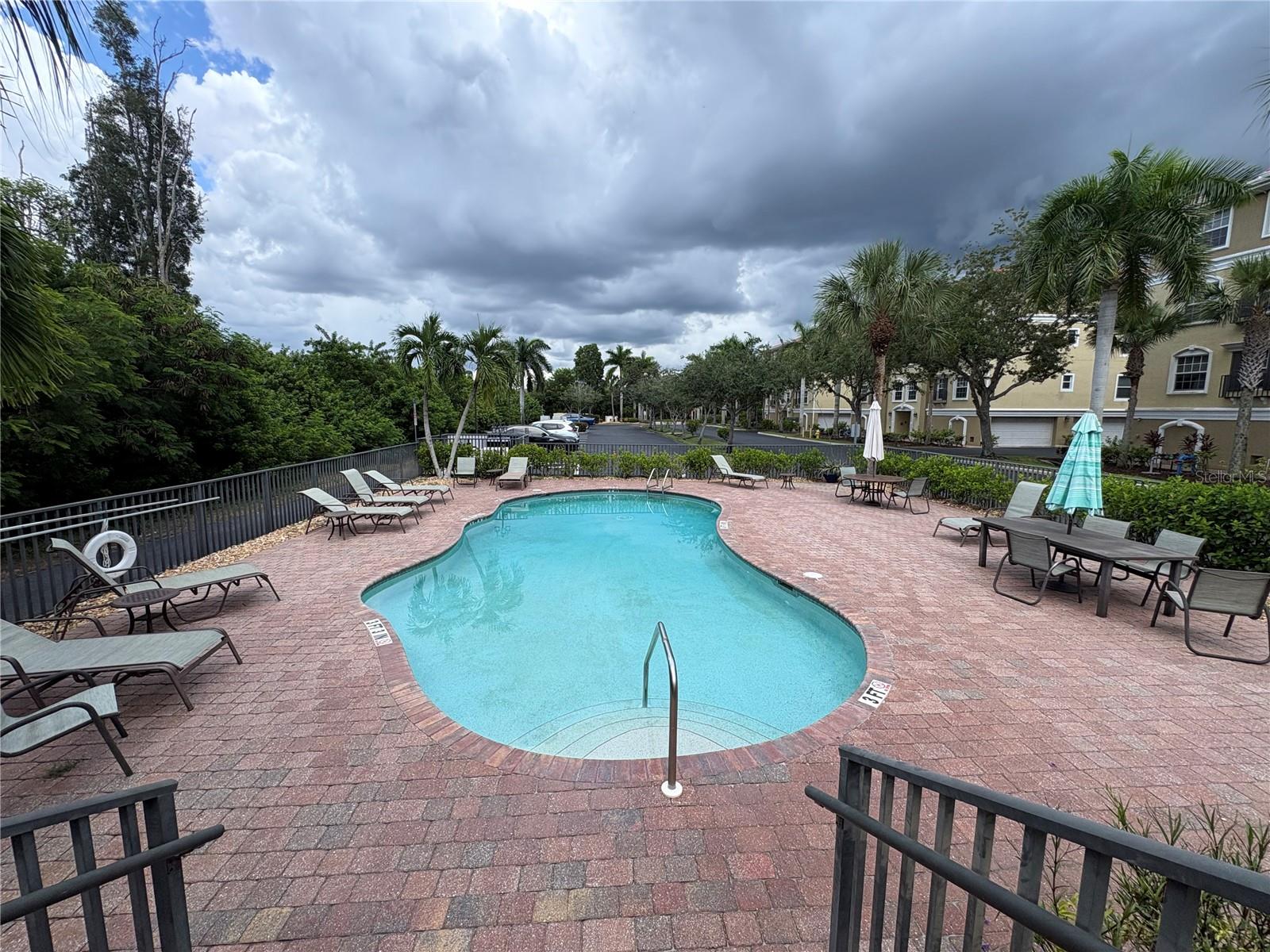 10031 LAKE COVE DRIVE 201