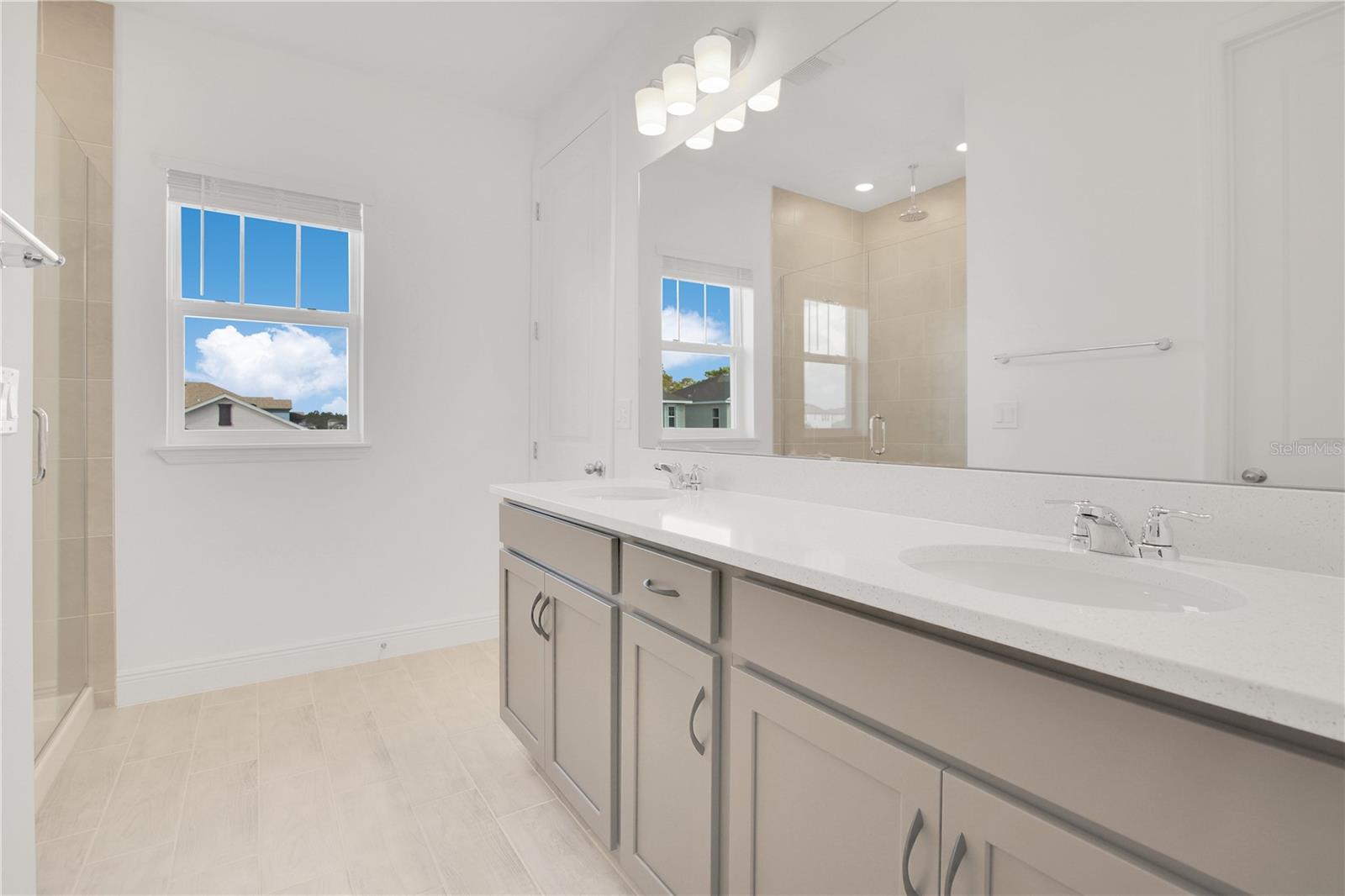 SERENADE/OVATION PH 1 - Residential Lease